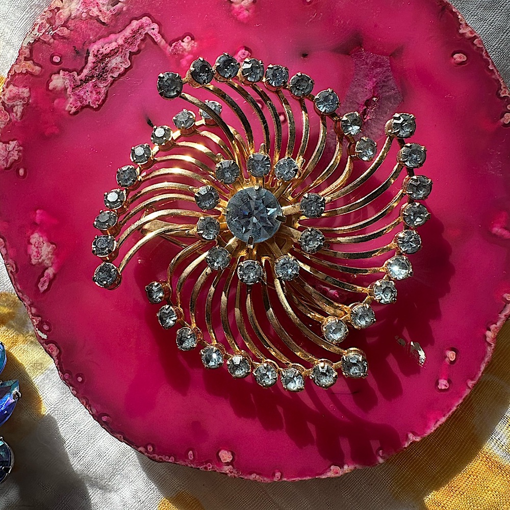 Vintage rhinestone brooch